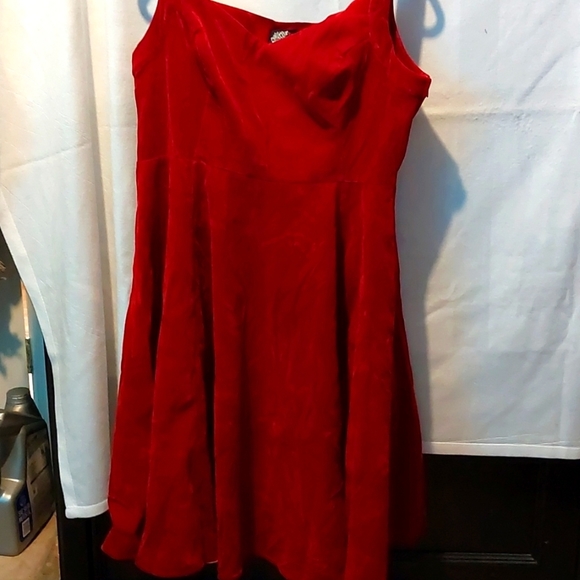 Hot Topic Dresses & Skirts - Velvet red dress